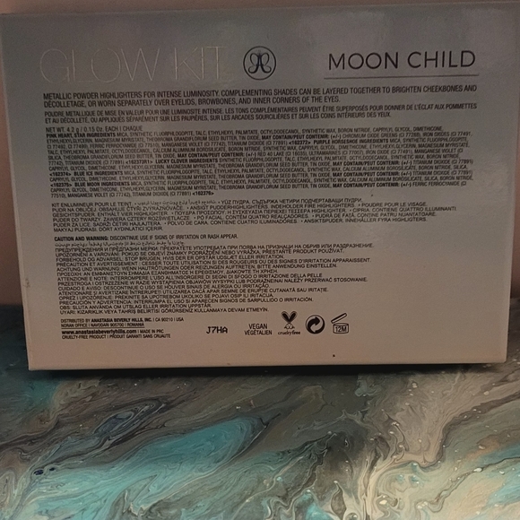 Anastasia Beverly Hills Moonchild Glow Kit - Picture 2 of 4